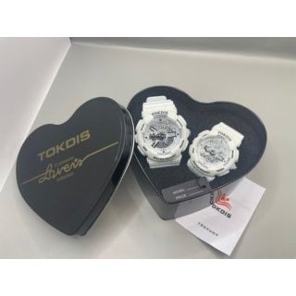 TWO New Watches  FREE Heart Shape DISPLAY CASE - Picture 2 of 11